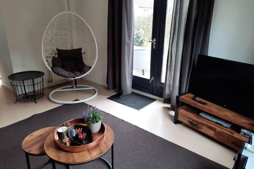 Gezellige Vakantiewoning Met Sauna In Ewijk Bij Nijmegen - Recreational Only No Workers Екстериор снимка