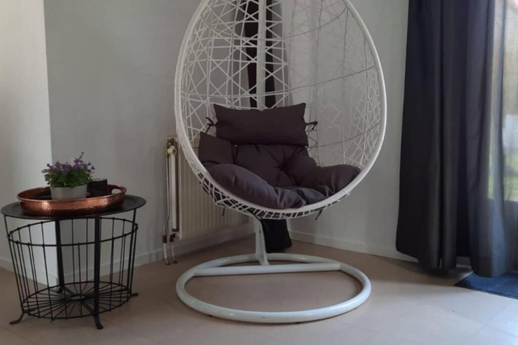 Gezellige Vakantiewoning Met Sauna In Ewijk Bij Nijmegen - Recreational Only No Workers Екстериор снимка