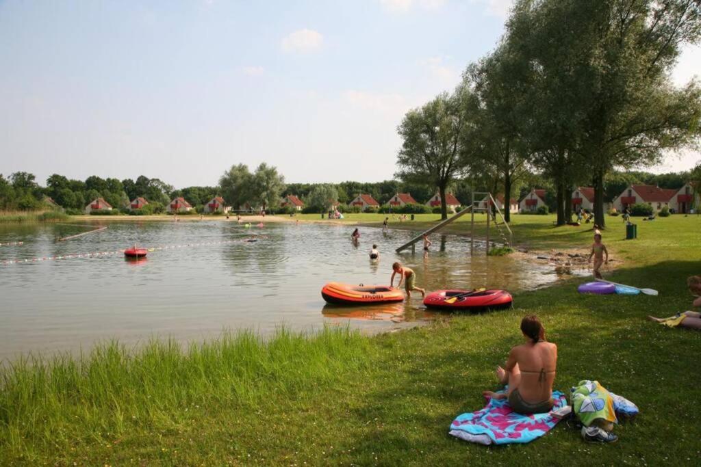 Gezellige Vakantiewoning Met Sauna In Ewijk Bij Nijmegen - Recreational Only No Workers Екстериор снимка